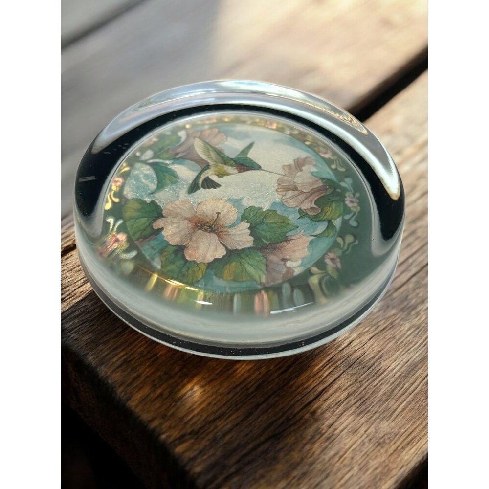 Glass Paperweight With Hummingbird & Floral Design - Round With Black Felt Base